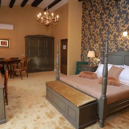 Villa Carolus-Luxurious Istrian Villa Barat  ภายนอก รูปภาพ