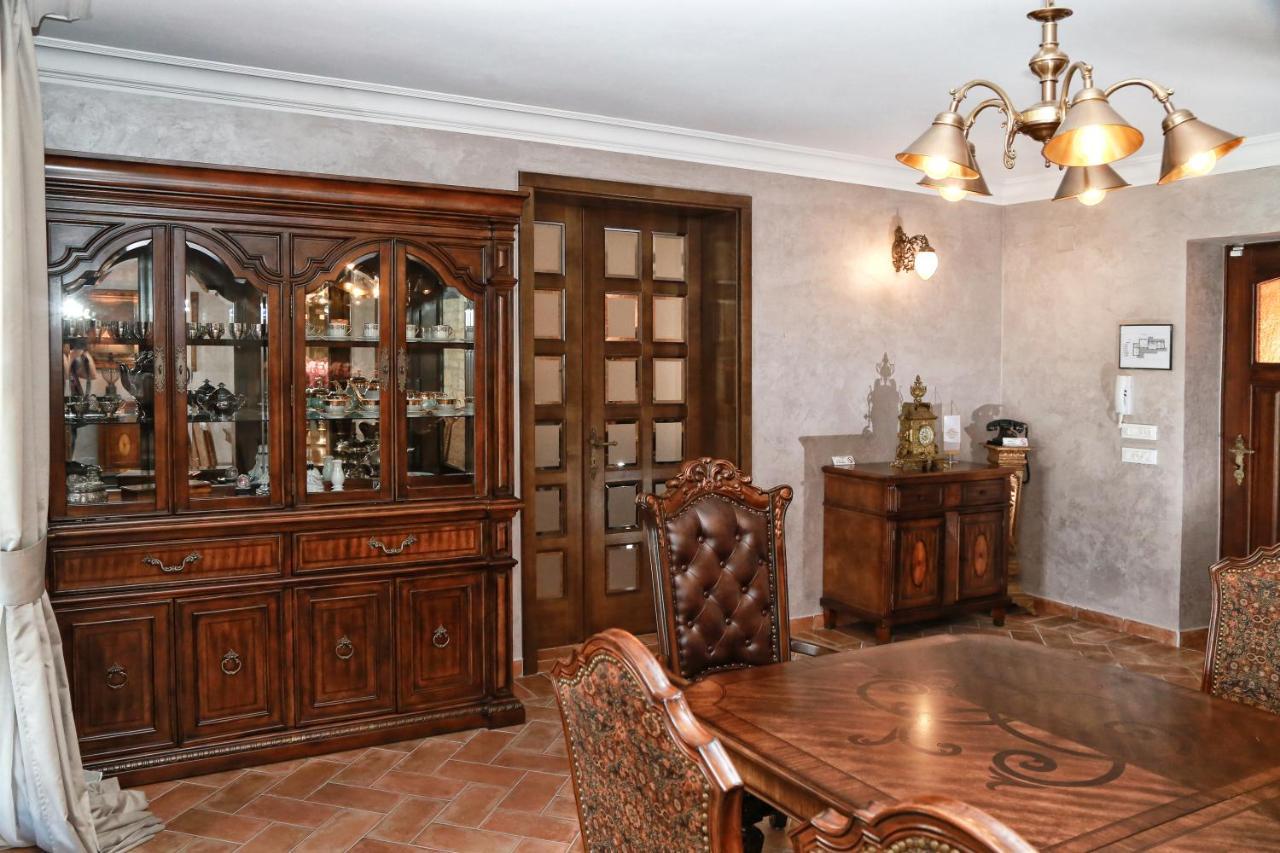Villa Carolus-Luxurious Istrian Villa Barat  ภายนอก รูปภาพ