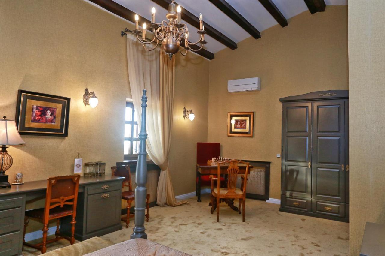 Villa Carolus-Luxurious Istrian Villa Barat  ภายนอก รูปภาพ